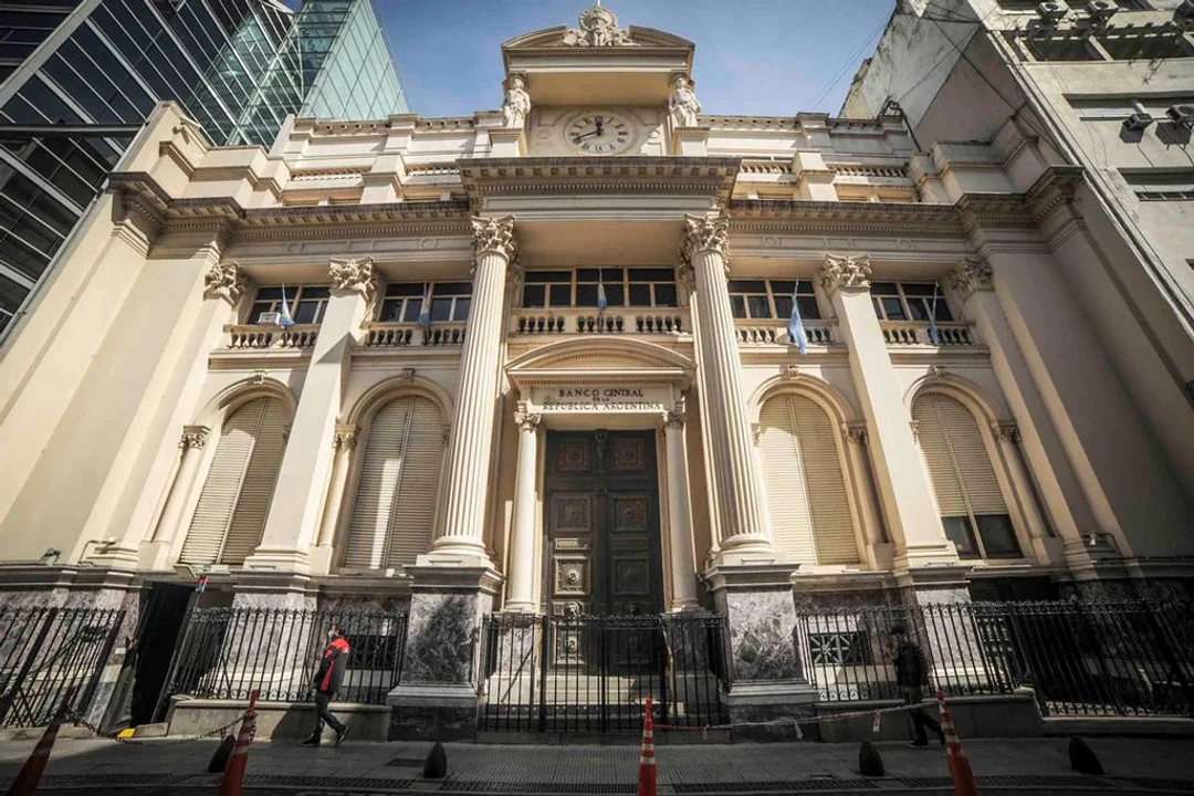 El BCRA restringió las compras en cuotas en los freeshops de Argentina