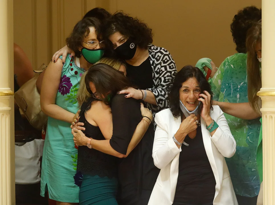 "Es un disparate": el Gobierno cruza la versión de que el Ministerio de Mujeres pasaría a ser Secretaría