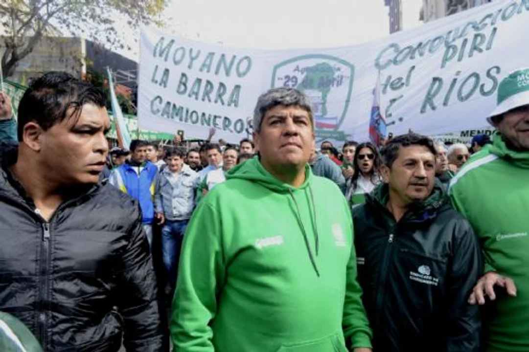 No hubo acuerdo en la paritaria de Camioneros y se tensaron las negociaciones