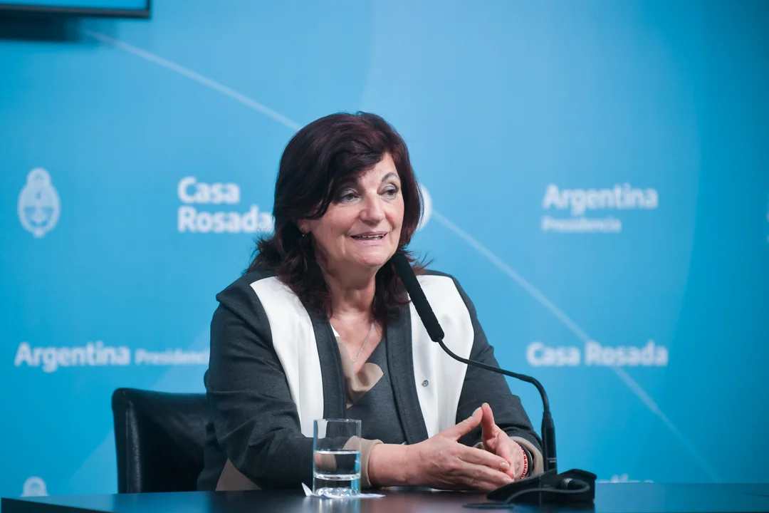El Gobierno analiza un bono de fin de año para trabajadores de privados
