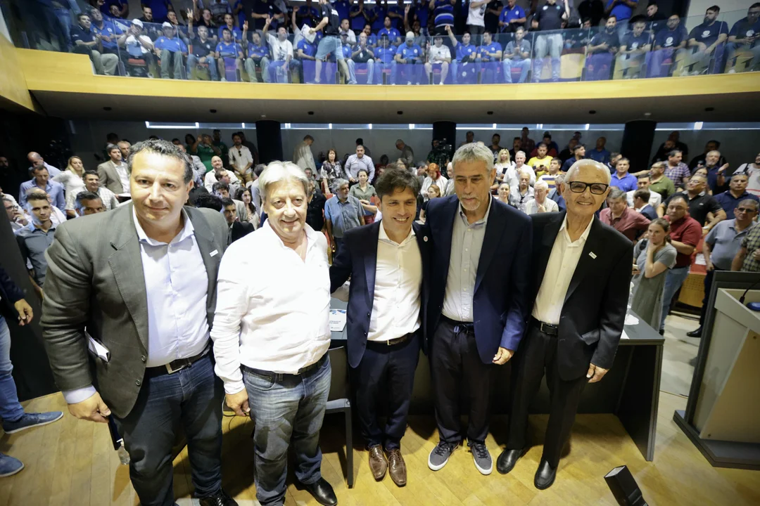 Kicillof convocó a trabajadores y empresarios a construir un país con desarrollo industrial