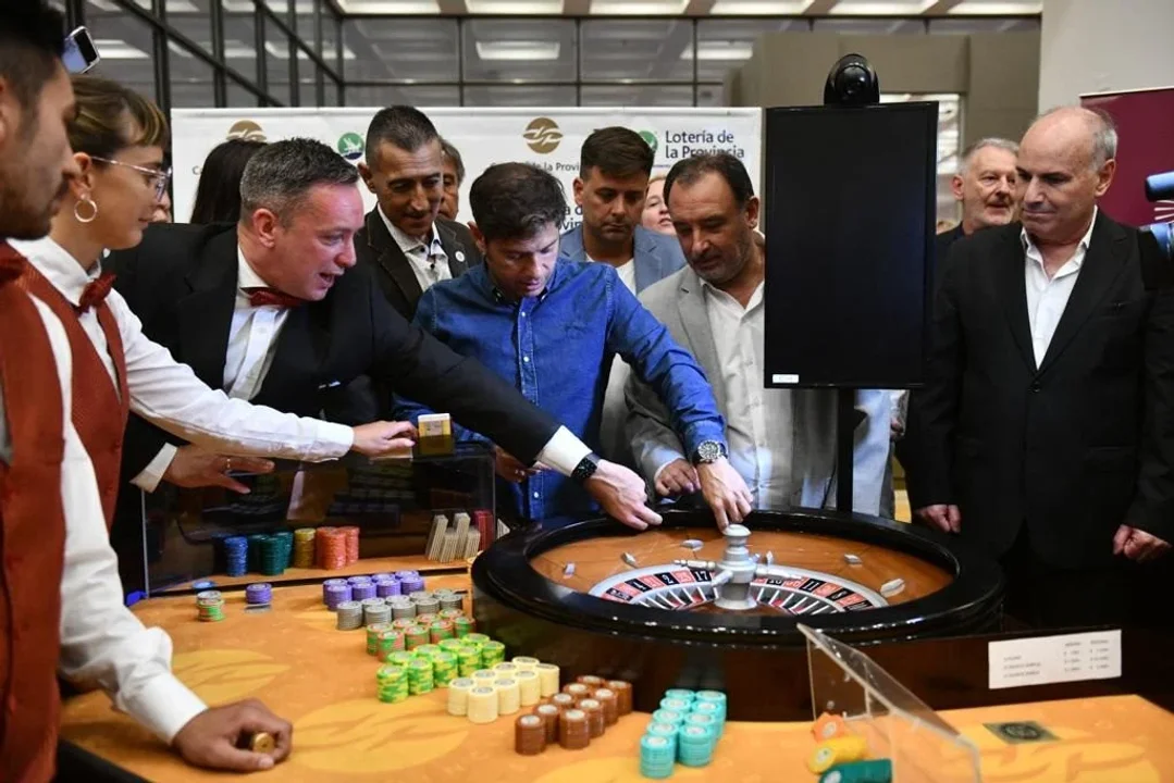 Kicillof lanzó la primera bola de la Temporada del Casino de Mar del Plata