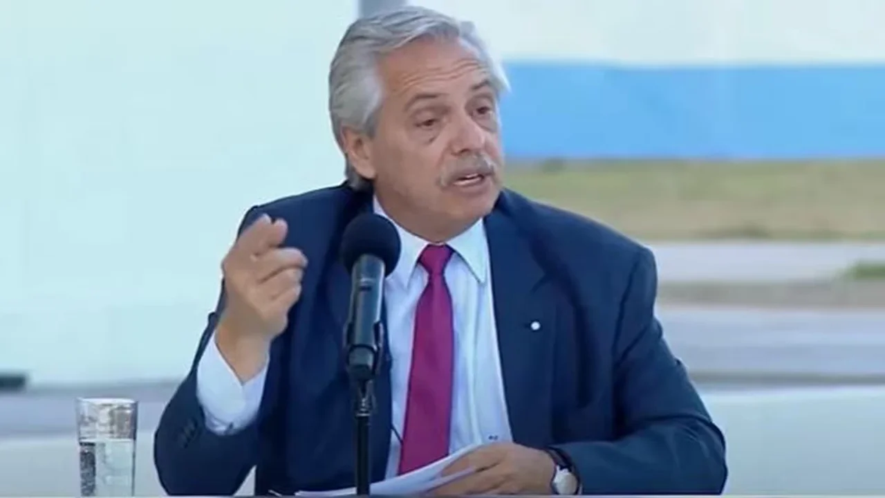 Fernández enumeró las mentiras de Macri: "El que dejó el país con gente hambrienta fue él"