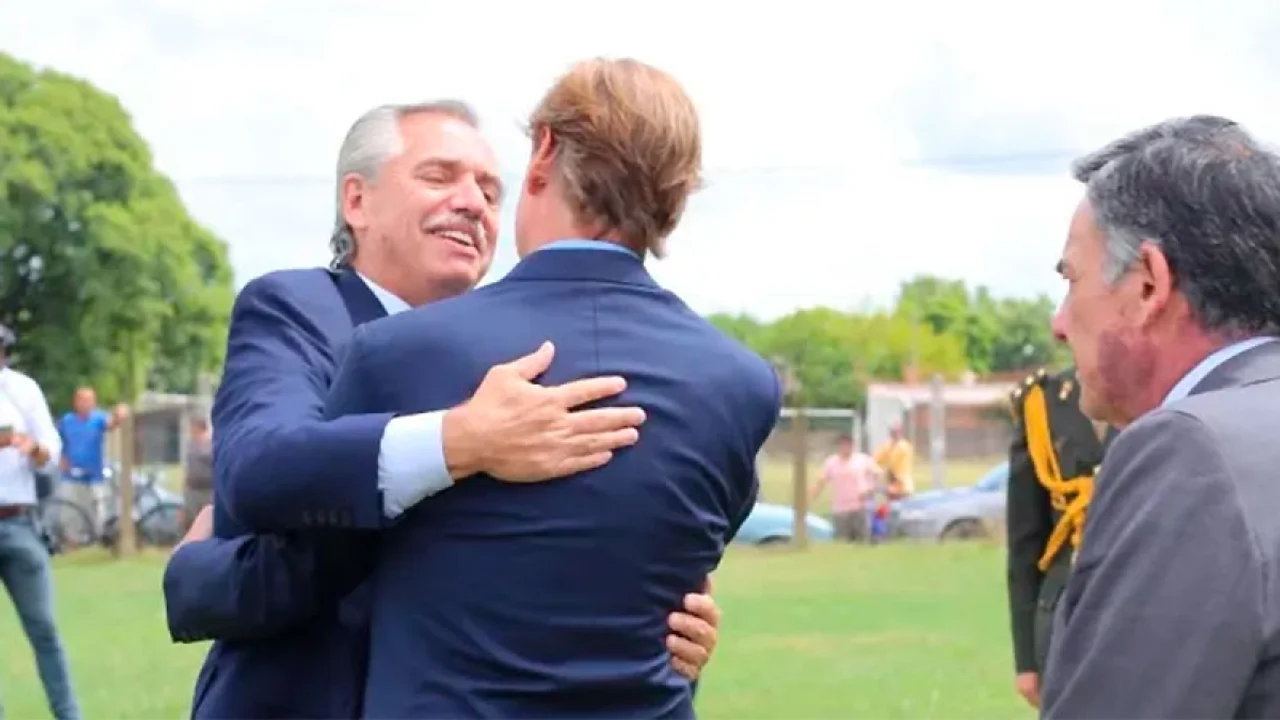 Alberto Fernández pidió dejar atrás el “barullo político” en un acto con Gustavo Bordet