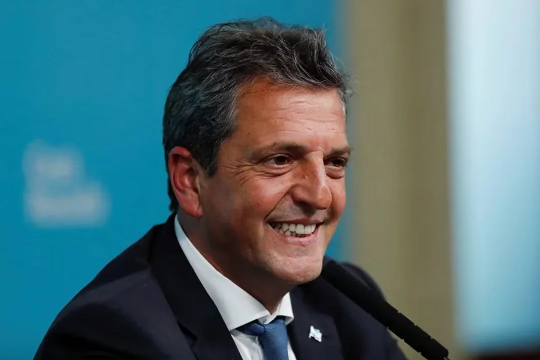 Massa reafirma su compromiso con "bajar la inflación a la mitad"