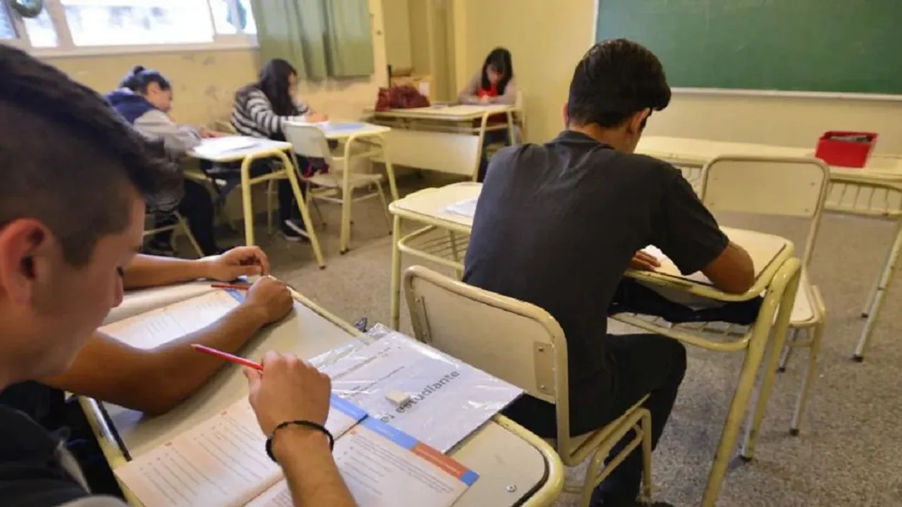 ¿Por qué persiste la crisis de la escuela secundaria en Argentina?