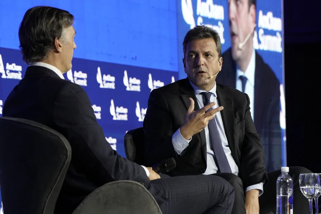 Massa abrió la puerta a ser candidato y cruzó al albertismo por las PASO