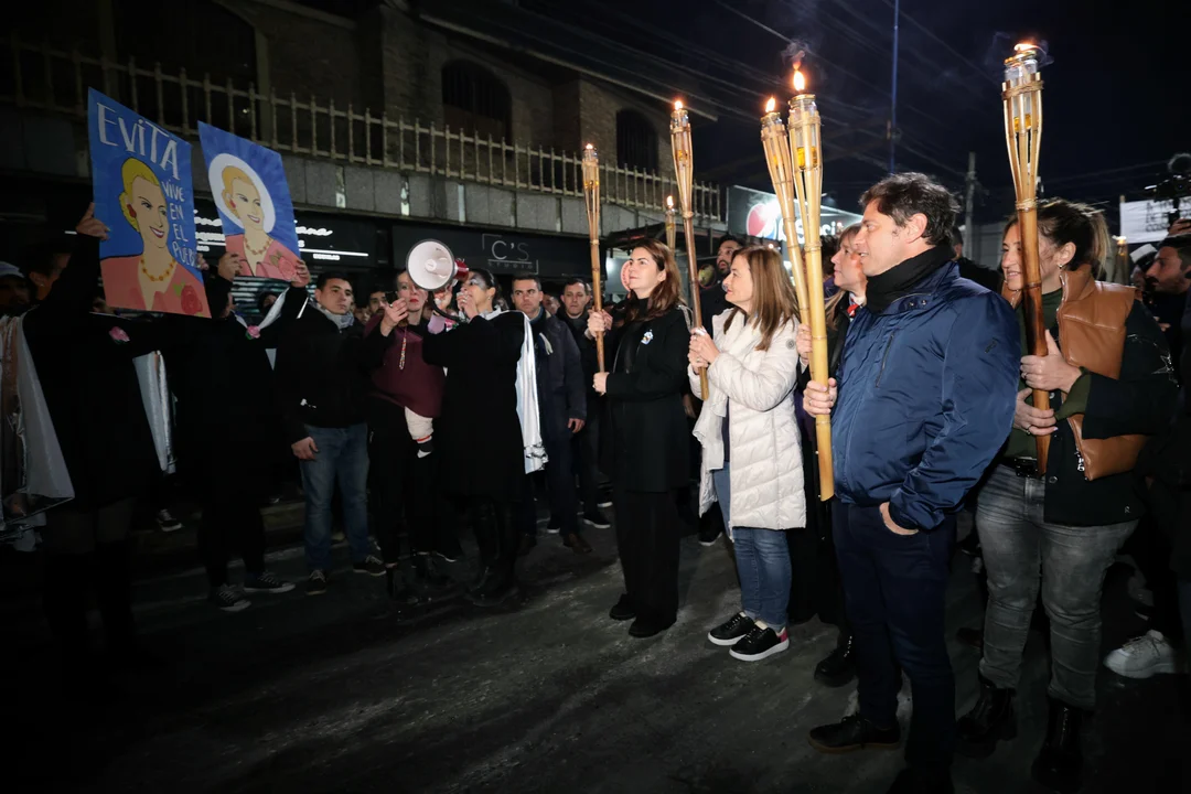 Axel Kicillof participó de un homenaje a Eva en tierras del Movimiento Evita