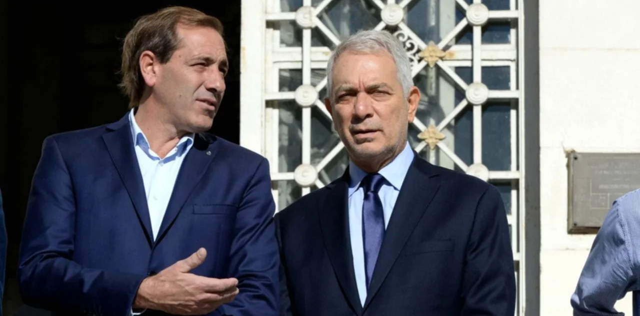Garro y Alak lideran las internas en La Plata