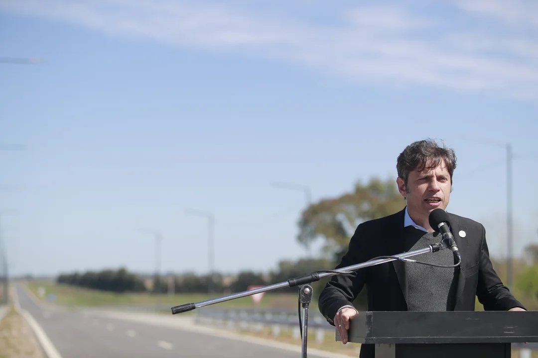 Kicillof en plena campaña: “Nunca lo olvidemos: Macri y Vidal pararon la obra pública y no hicieron nada”