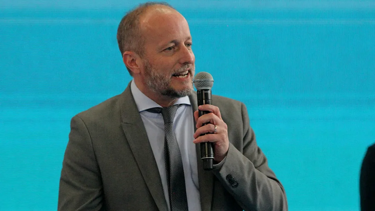Renunció Martín Insaurralde a la jefatura de Gabinete: "No quiero que se me utilice"