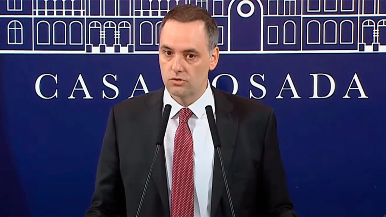 Otra mentira: "Ninguno de los amparos contra el DNU fue presentado por quienes dan trabajo"