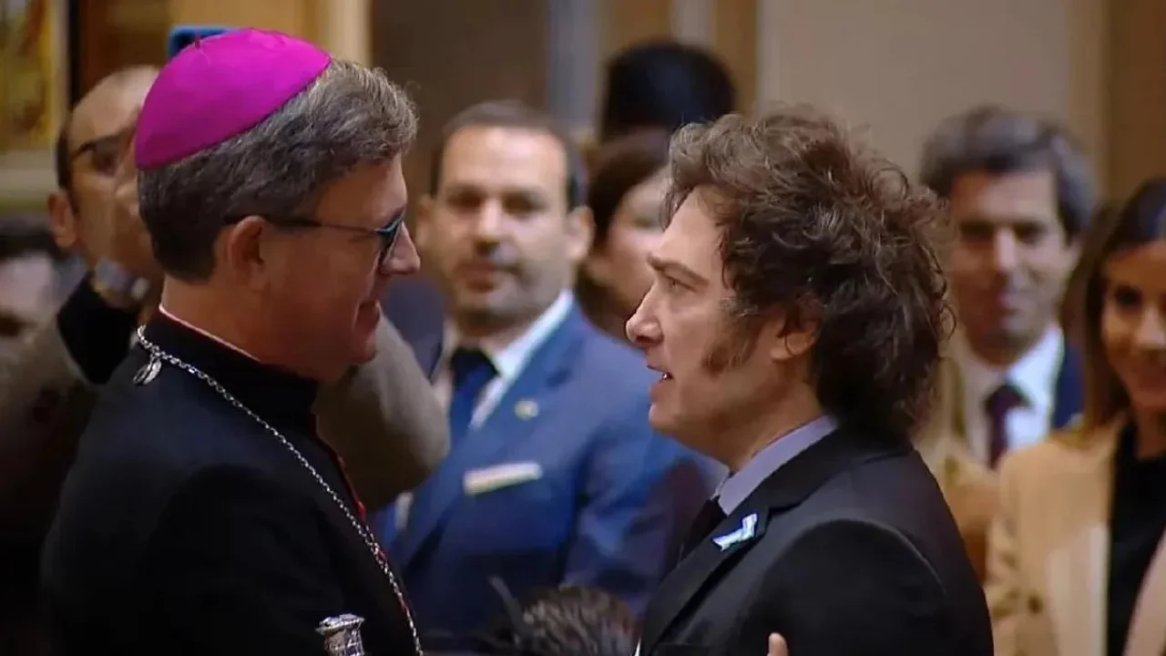 “A muchos les falta el termómetro social de saber lo que les pasa a los argentinos de pie”