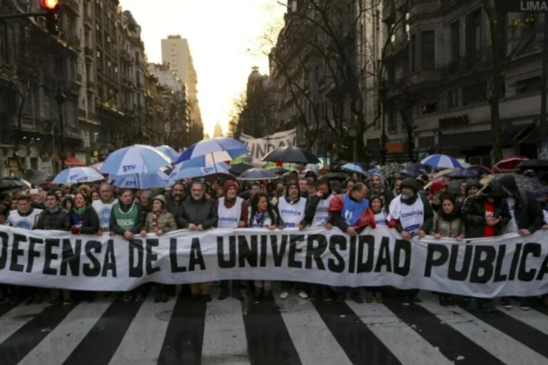 El Gobierno amenazó con vetar el financiamiento universitario si es aprobado en el Senado