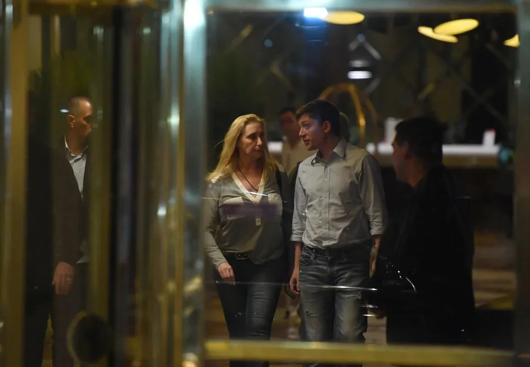 $LIBRA: Todos los caminos conducen a Karina, pero el chivo expiatorio es Santiago Caputo