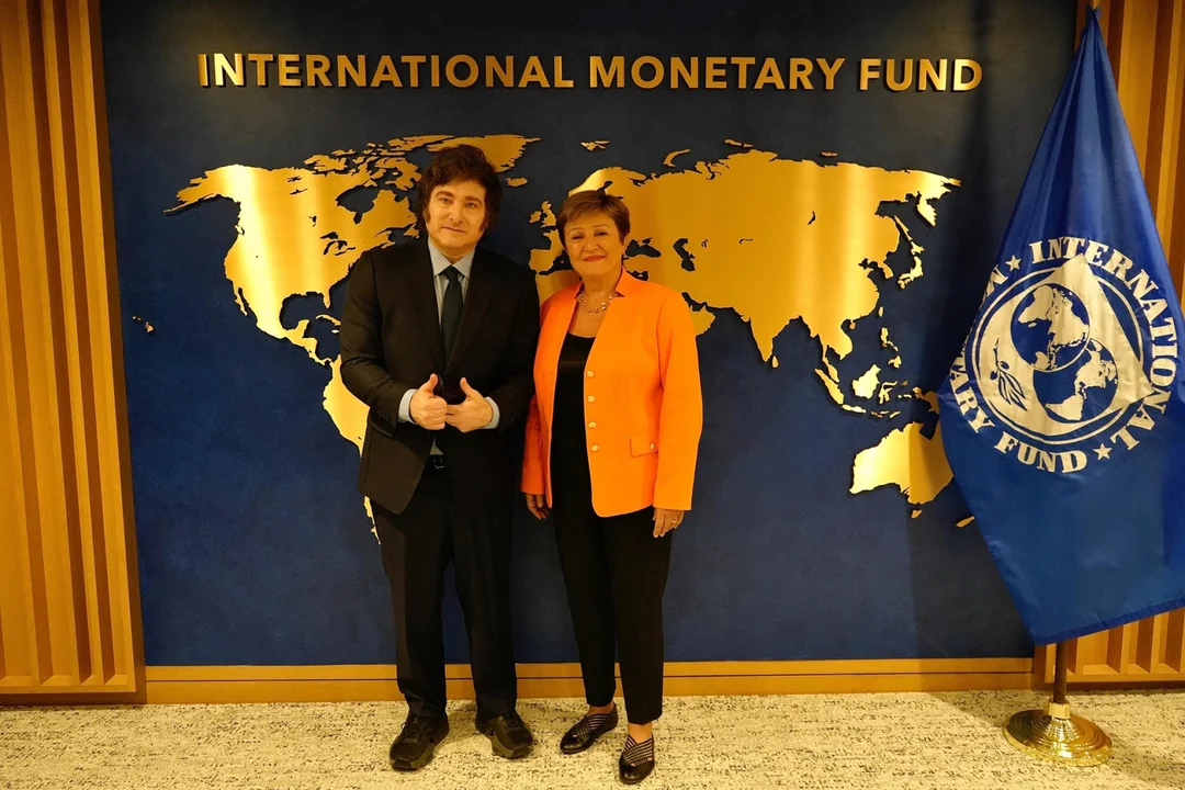 Cheque en blanco: Filtraron el gigantesco monto del nuevo acuerdo entre el FMI y la Argentina