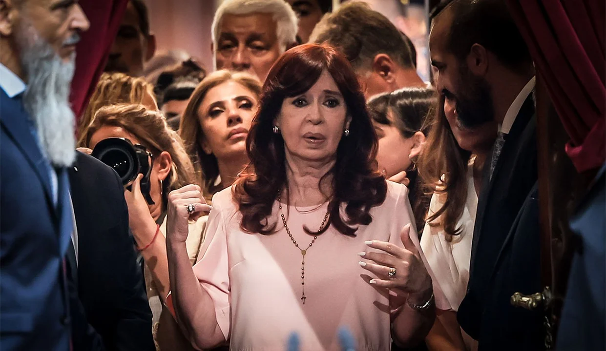 CFK y una fuerte carta internacional contra Milei: “Quiere eliminar a las figuras populares opositoras”